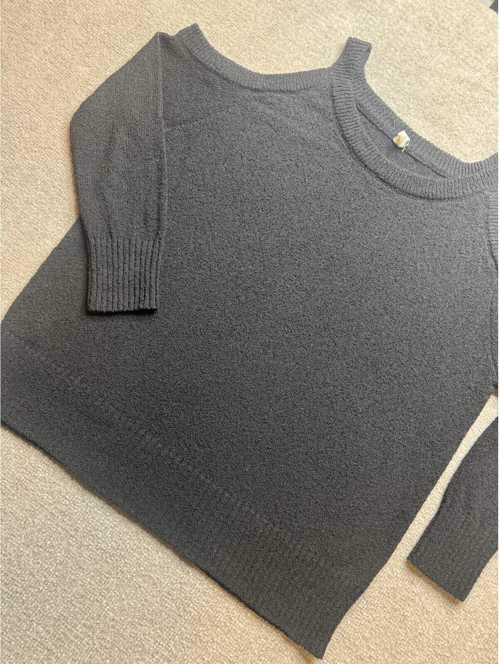 Wishlist Women's M Knit Open Shoulder Sweater Black (1093)